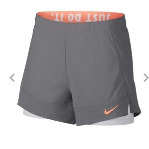 NIKE WOMENS 2-IN-1 SHORTS